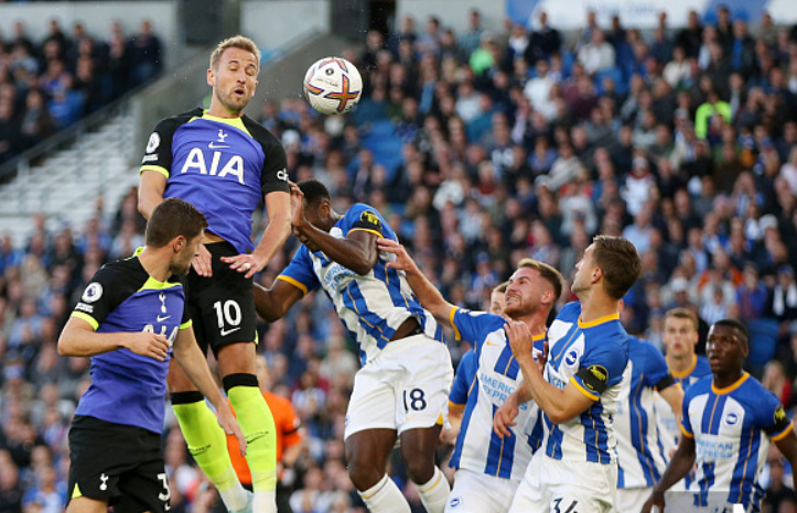 环足奖年度最佳新星候选：杜埃、若昂-内维斯、斯凯利在列